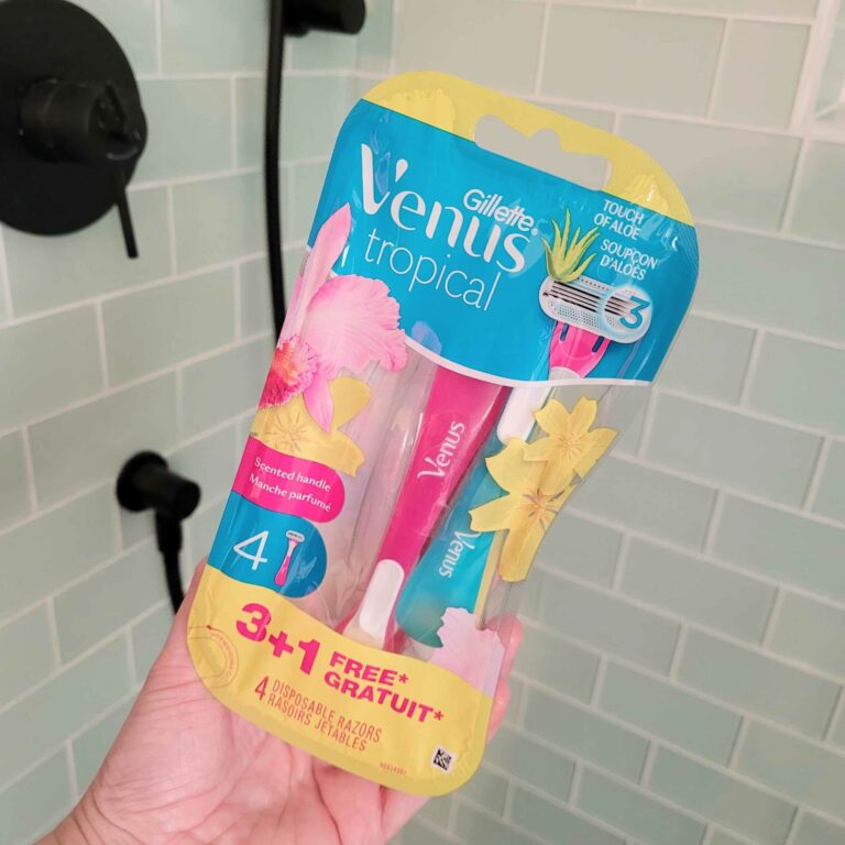Gillette Venus Tropical Disposable Razors!!