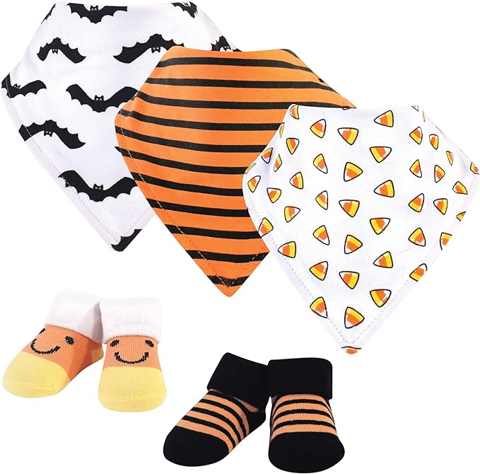 SPOOKTACULAR Halloween Bibs & Socks from Hudson Baby!!