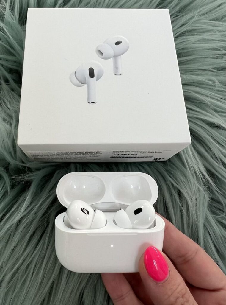 Apple AirPods Pro (2nd Generation) Wireless Ear Buds