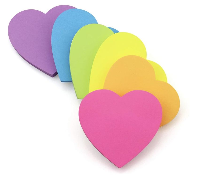 set of heart sticky notes