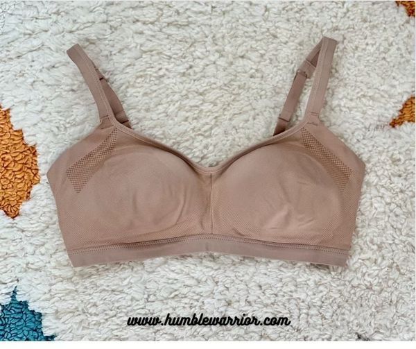 Warner’s Women’s Easy Does It No Dig Wire-Free Bra