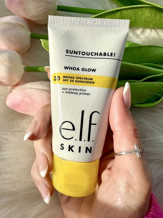 e.l.f. SKIN Suntouchable Whoa Glow SPF 30, Sunscreen