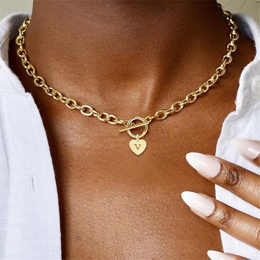 initial necklaces