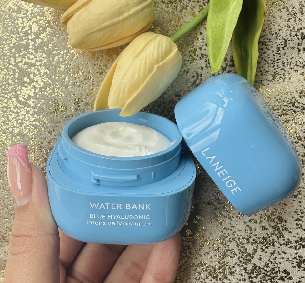 LANEIGE Water Bank Blue Hyaluronic Intensive Moisturizer!