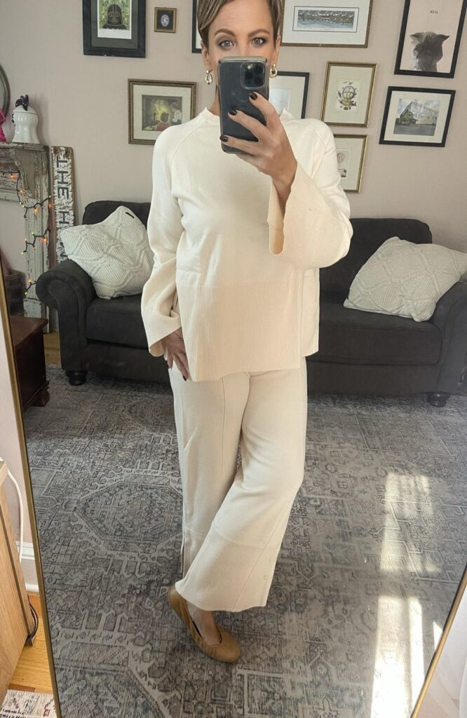 Beautiful Two Piece Sweater Set by Anrabess