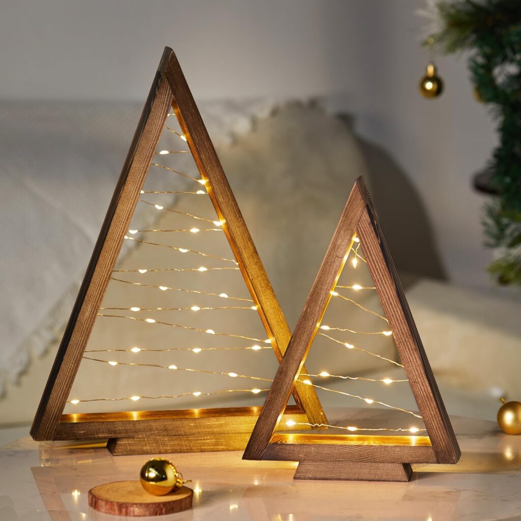 Wooden Christmas Tree Set!