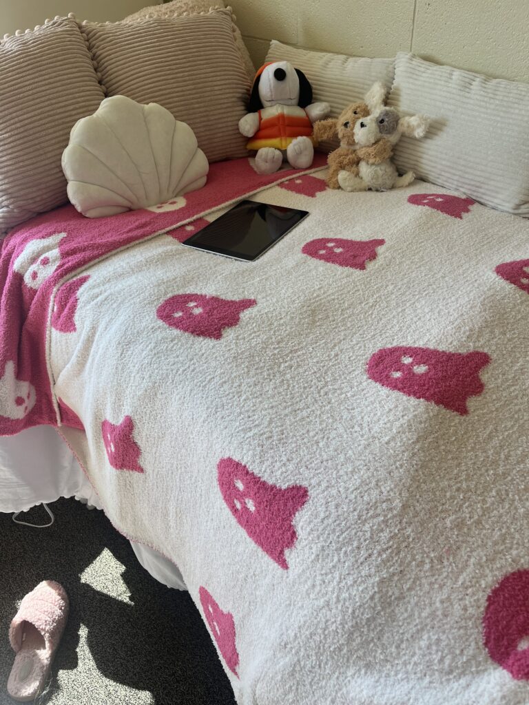 Adorable Ghost Blanket