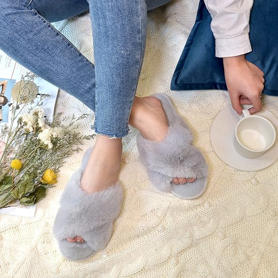 Women’s Cross Band Slippers