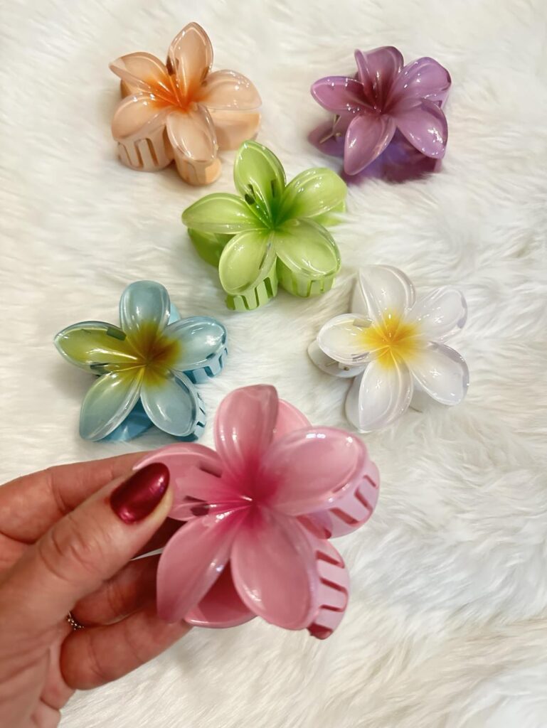 Hawaiian flower shaped hair clips!