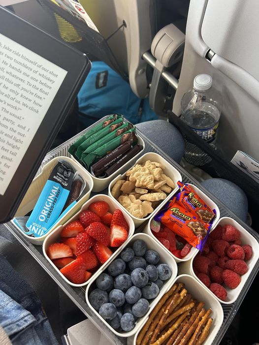 Snackle box