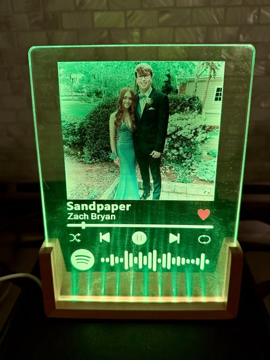 customizable lighted picture