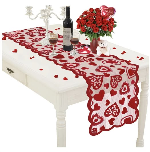 Stunning table runner!