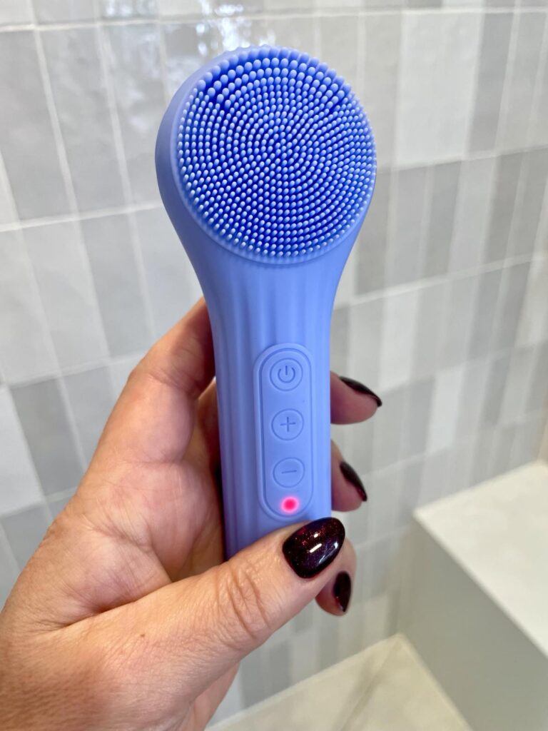 Silicone Face Scrubber