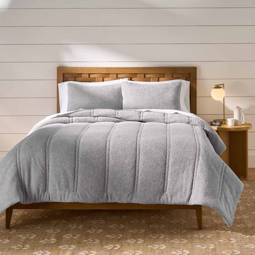 Better Homes & Gardens 3-piece Grey Cozy Knit Comforter Set!