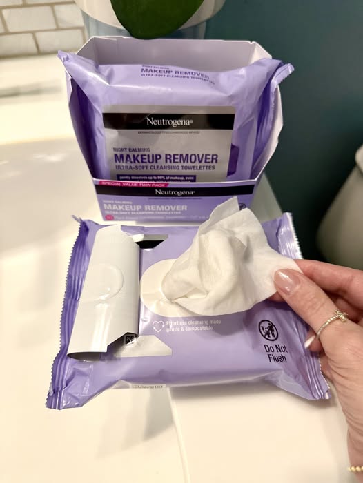 Neutrogena Night Calming Makeup Remover Wipes