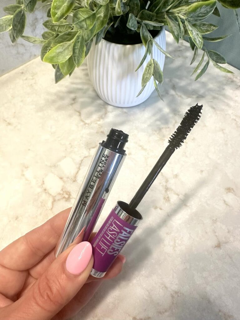 Maybelline the Falsies Lash Lift Waterproof Mascara!