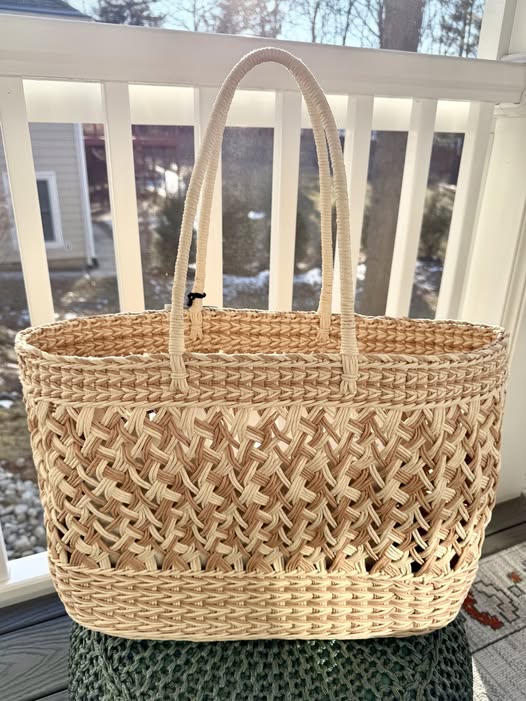 straw beach bag