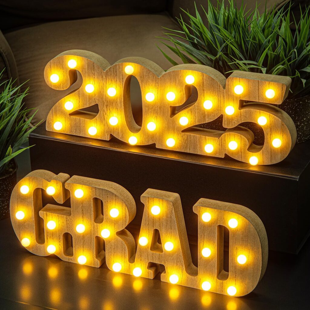 2025 Grad Sign