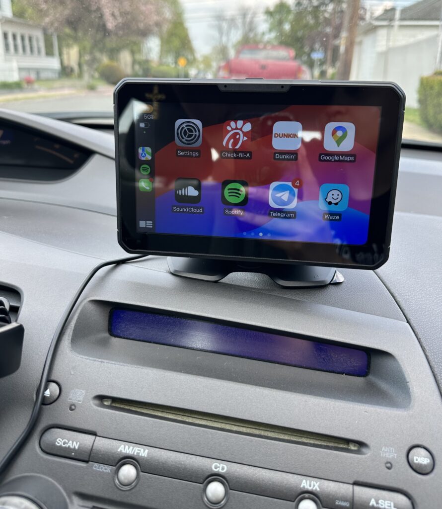 portable CarPlay Screen!