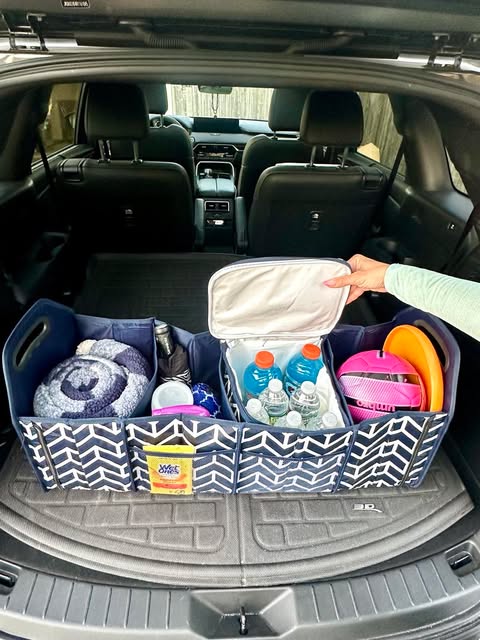 Foldable car trunk organizer with insulated cooler!