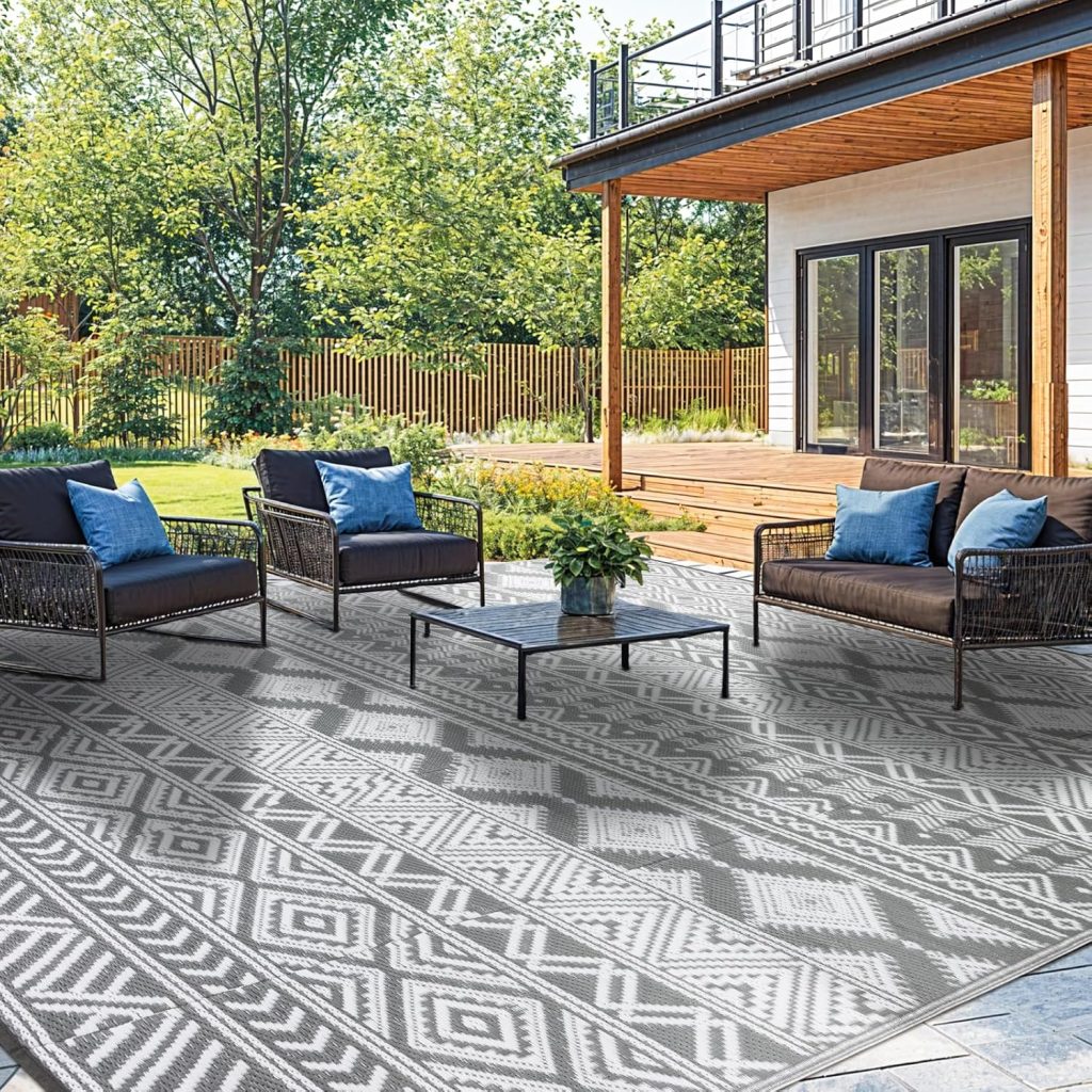 8’x10 Reversible & Waterproof Outdoor Rug!