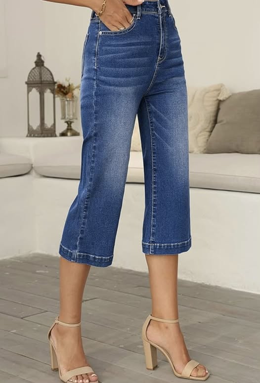 Sidefeel’s High-Waisted Wide Leg Capri Jeans