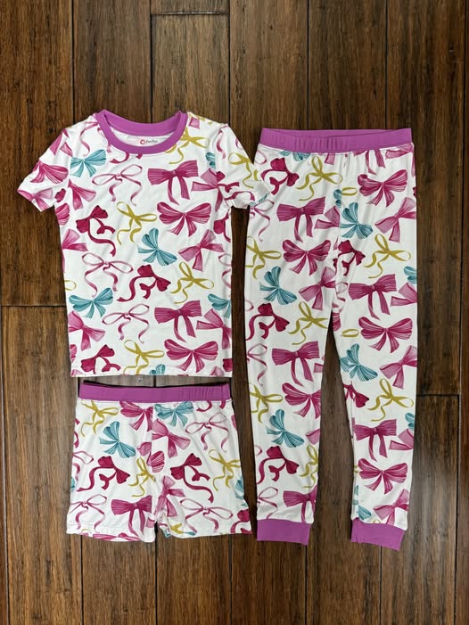 PATPAT’s 3-piece bamboo pajama
