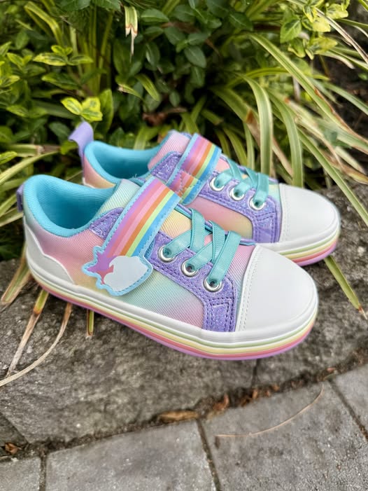 DREAM PAIRS rainbow sneakers