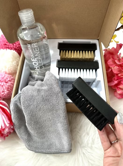 sneaker / shoe cleaning kit