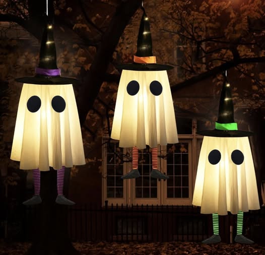 set of 3 Halloween hanging ghosts lights