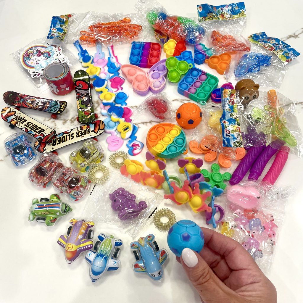 150-pack of fidget toys