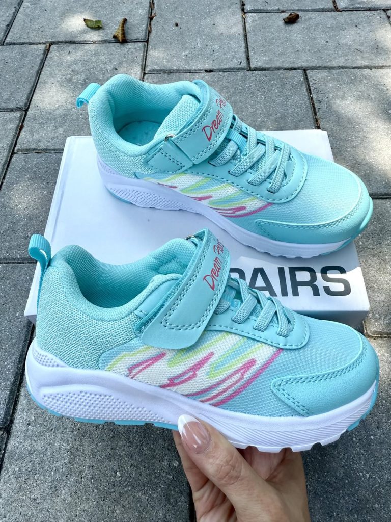 DREAM PAIRS kids’ sneakers