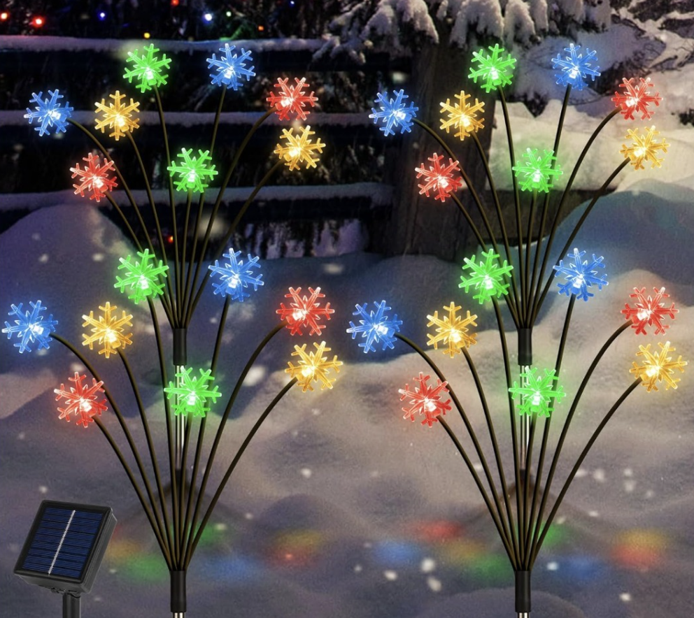 Set of 4 Snowflake Solar Christmas Decorations!