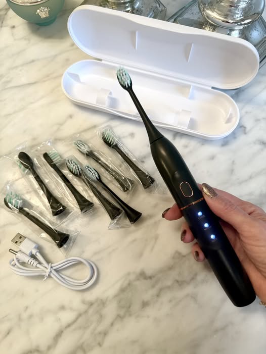 Kingheroes electric toothbrush