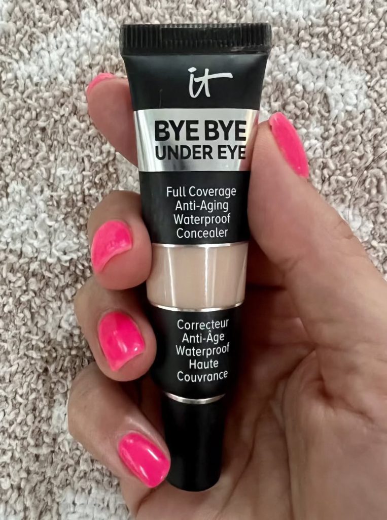 it COSMETICS Bye Bye Under Eye full coverage, anti-aging and waterproof concealer