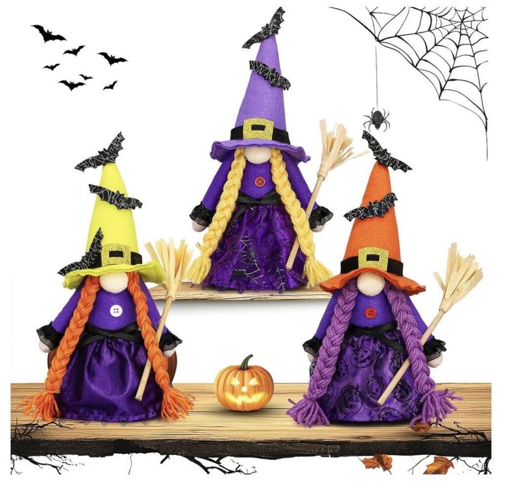the cutest little witchy crew!