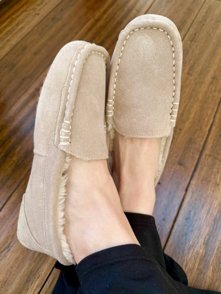 Dream Pairs micro suede moccasins