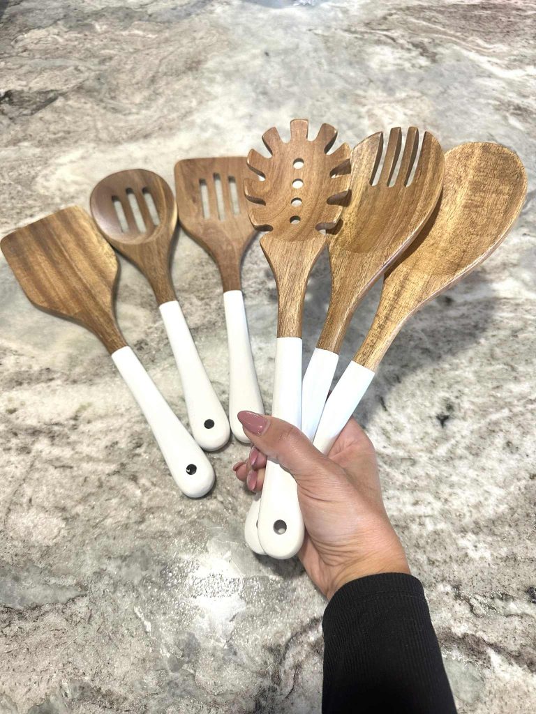 6-Piece Natural Acacia Wooden Cooking Utensil Set!