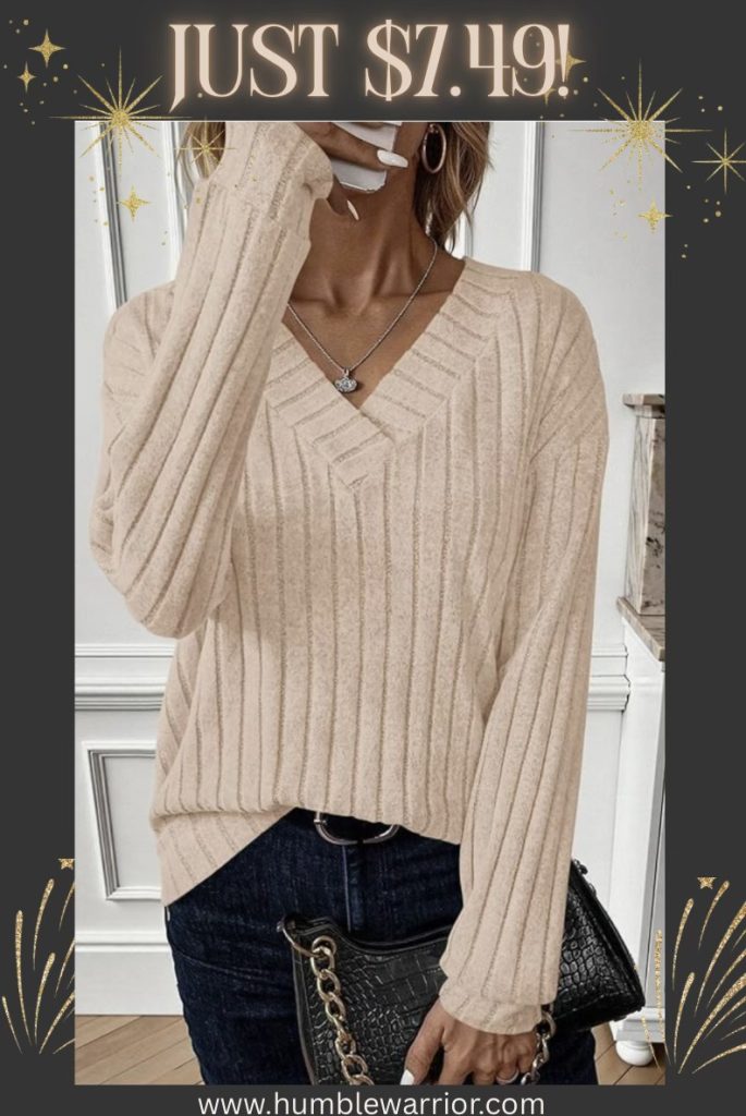 v-neck sweater from PRETTYGARDEN