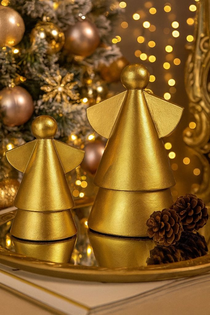 DN DECONATION Christmas Angels Figurine Set