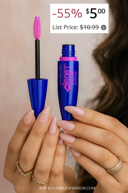 Maybelline Volum’ Express The Rocket Mascara in Blackest Black