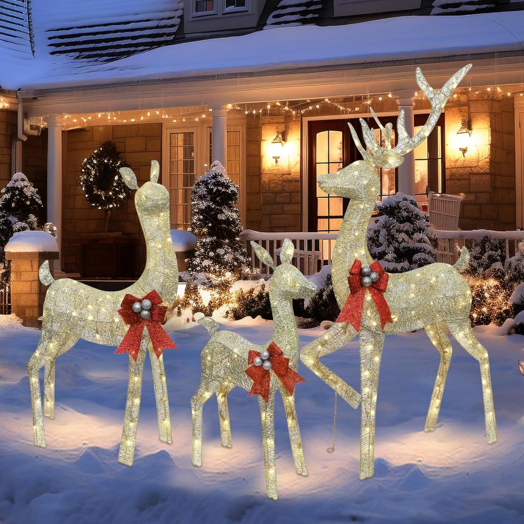 Set of 3 Lighted Reindeer!