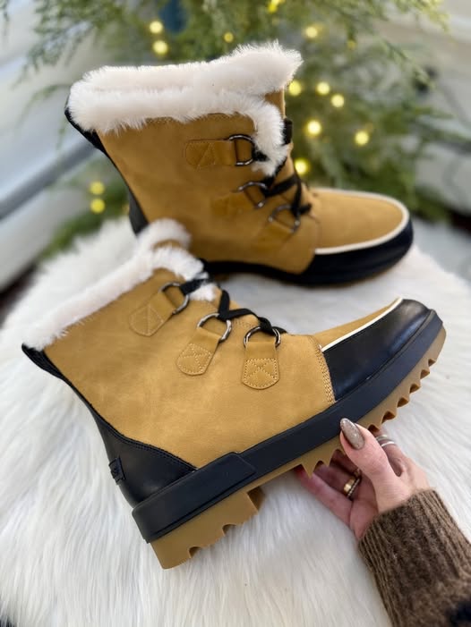 DREAM PAIRS boots