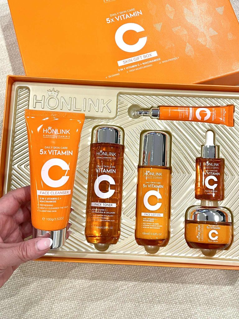 6 piece skincare set