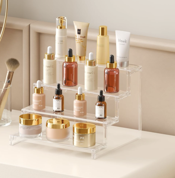 4-Tier Makeup Organizer!