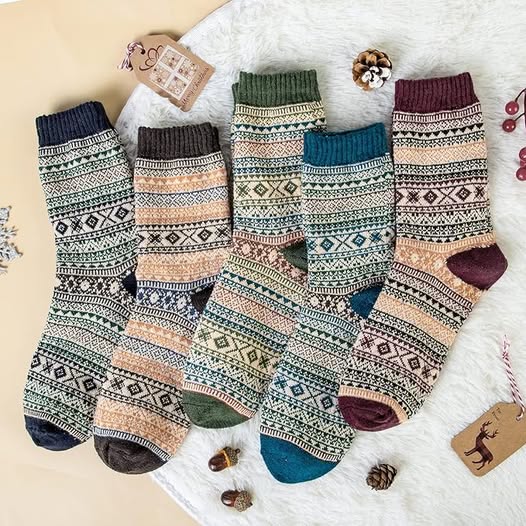 Loritta Wool Socks for Women