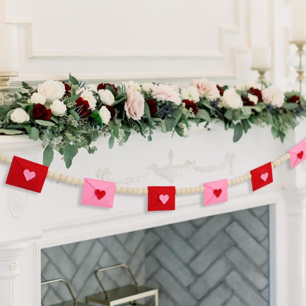 Valentine’s Day Themed Garland!