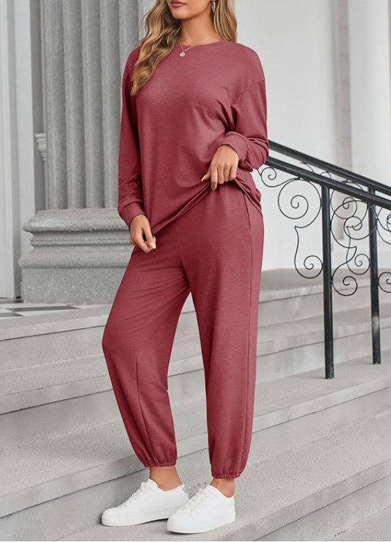 2 Piece Lounge Set!