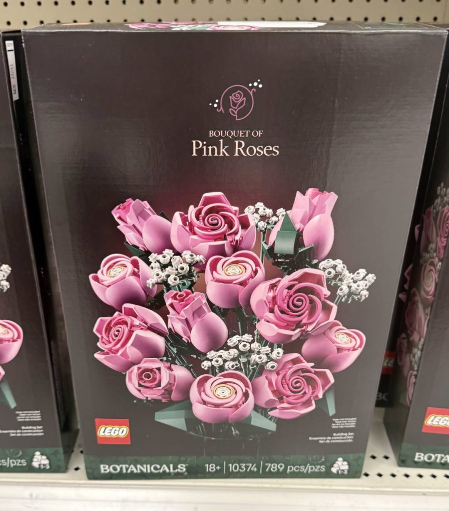Lego Botanicals pink roses
