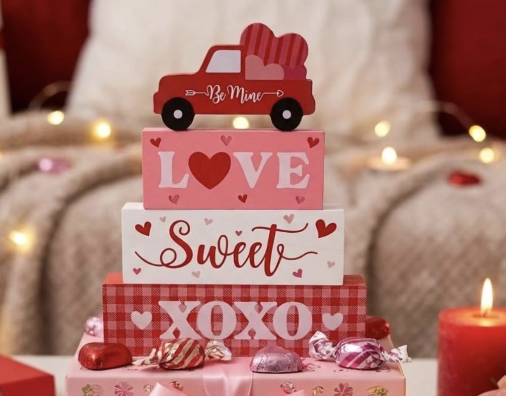 Love Day wooden stack